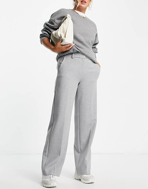 Pantalones grises de pernera ancha de Selected Femme