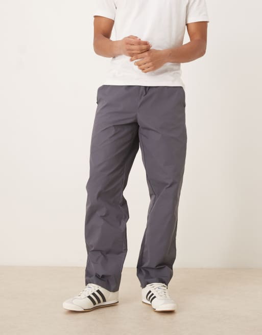 Pantalones grises holgados de nailon con detalle de bolsillo trasero de ASOS DESIGN
