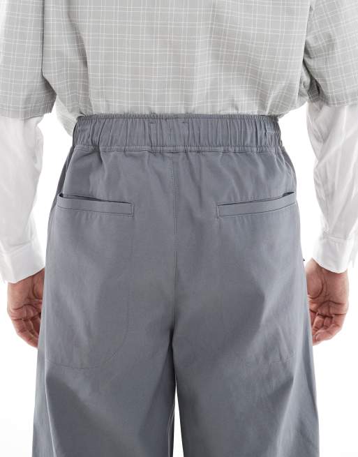 Pantalones grises sin cierres muy holgados de nailon de ASOS DESIGN, 5 de 5