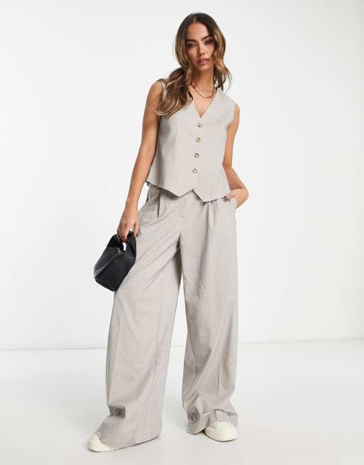 Conjunto pantalón y chaleco traje gris