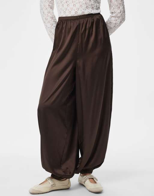 Pantalones marrón caramelo de Pieces, 4 de 5