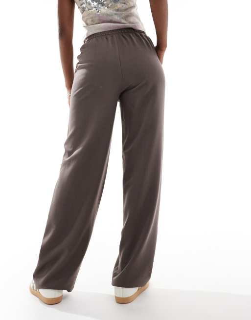 Pantalones marrón chocolate holgados sin cierres de Reclaimed Vintage, 4 de 5