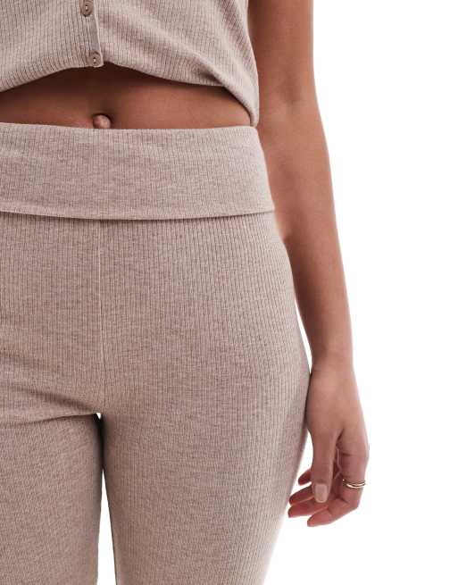 Pantalones marrón claro con cintura plegada de canalé Mix & Match de ASOS DESIGN Tall, 4 de 5