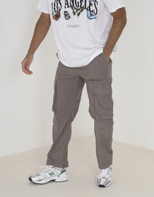 Pantalones marrón topo cargo de corte suelto de popelina de algodón de Brave Soul, 2 de 4