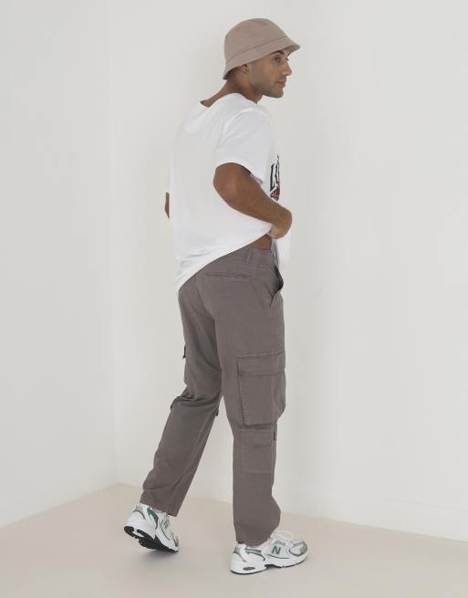 Pantalones marrón topo cargo de corte suelto de popelina de algodón de Brave Soul, 3 de 4