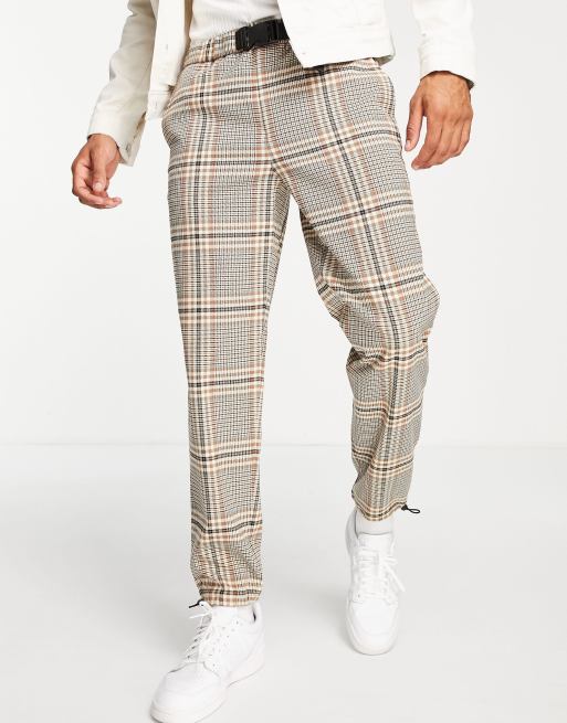 Pantalones marrones a cuadros neutros de corte holgado con cinturón y alamar ajustable en los bajos de Topman
