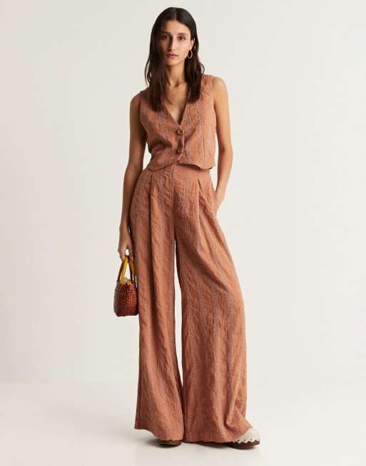 Pantalones marrones a rayas de Scalpers