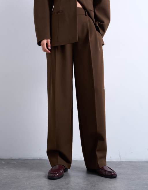 Pantalones marrones con pinzas dobles de Topshop (parte de un conjunto) , 2 de 5