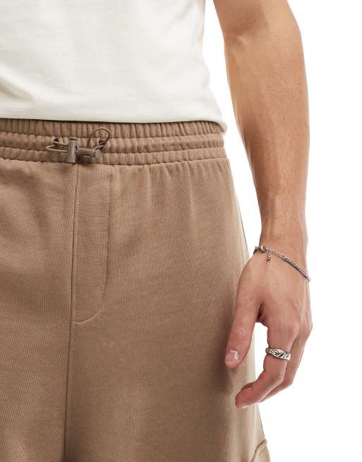 Pantalones marrones de pernera abombada con detalle de bolsillo cargo de ASOS DESIGN, 4 de 5