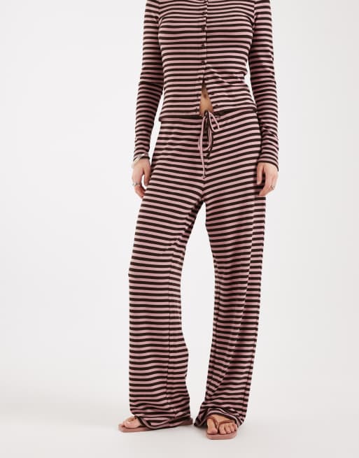 Pantalones marrones y rosas a rayas de tejido suave de JJXX (parte de un conjunto), 2 de 5