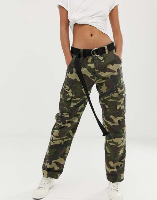 Pantalones militares bolsillos y diseño de camuflaje de Dickies | ASOS