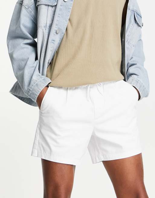 Pantalones muy cortos chinos blancos de corte slim con cintura elástica de ASOS DESIGN 