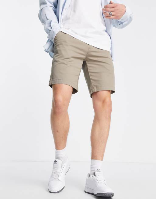 Pantalones muy cortos chinos color piedra de Ben Sherman