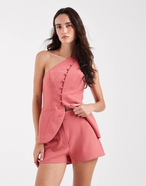 ASOS DESIGN - Conjunto de sastre color terracota de pantalones muy cortos y top con detalle de botones, 2 de 3