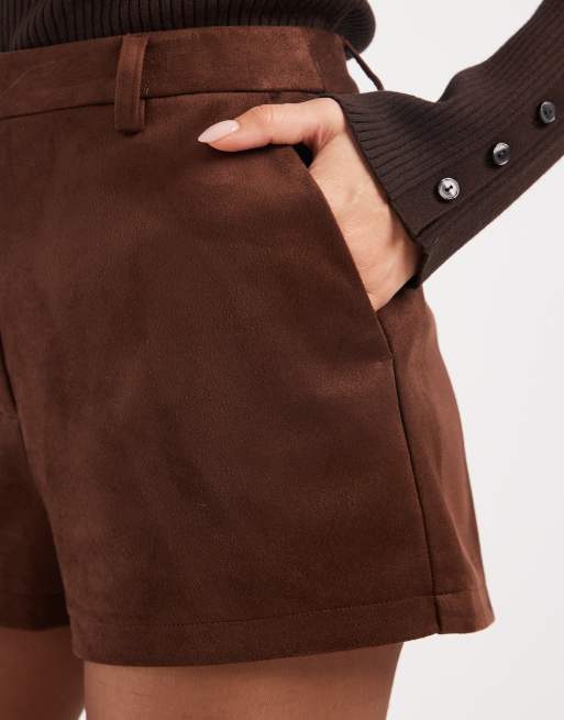 Pantalones muy cortos marrón chocolate de antelina de ASOS DESIGN, 4 de 5