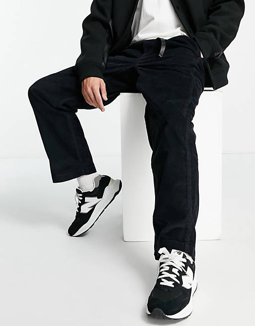 talento Del Sur Algún día Pantalones negro carbón de corte holgado con cinturón de pana Quick Release  de Levi's Skateboarding | ASOS