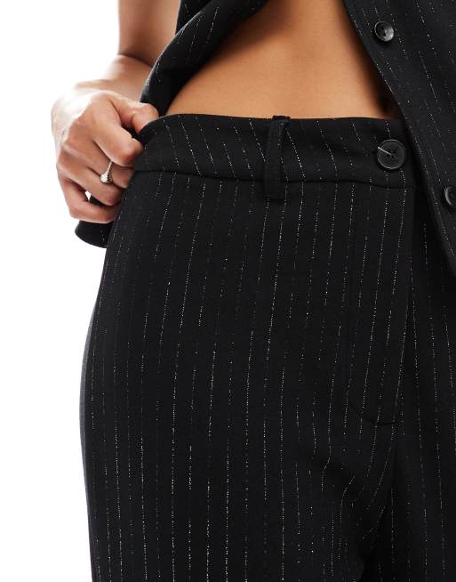 Pantalones negros con raya diplomática de purpurina Mix & Match de PIECES (parte de un conjunto), 5 de 5