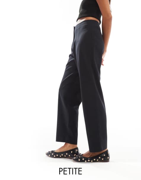 Pantalones negros de corte cigarette Essentials de Miss Selfridge Petite - view 1