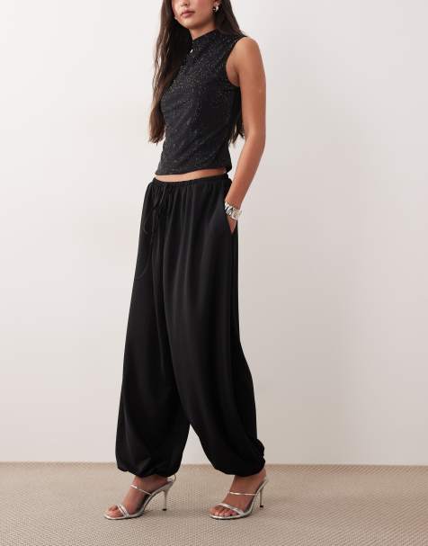 Pantalones negros de corte globo depurado con lazada en la cintura de sarga de ASOS DESIGN - view 1