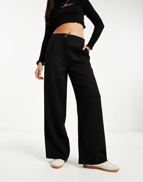 Pantalones negros de corte sartorial y pernera ancha de Miss Selfridge - view 1