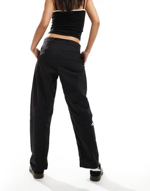 Pantalones negros de corte suelto con cinturón Abukuma de The North Face, 2 de 5