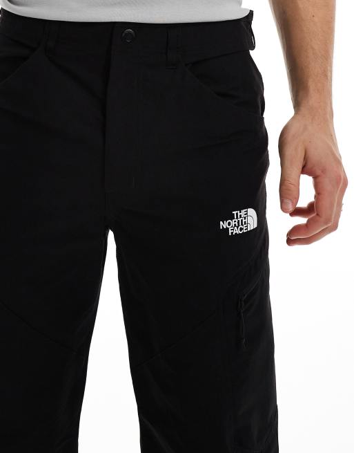 Pantalones negros de corte tapered con bolsillo cargo Exploration de The North Face, 5 de 5