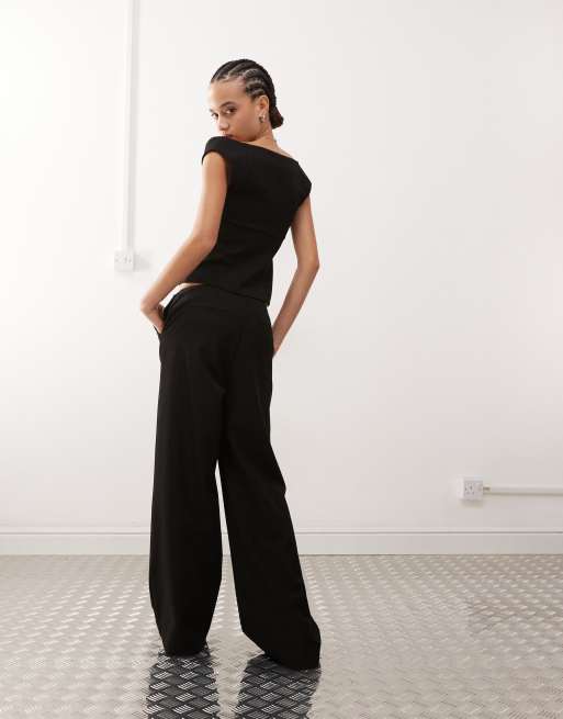 Pantalones negros de pernera ancha con raya diplomática y detalle de cinturilla de Weekday (parte de un conjunto), 4 de 4