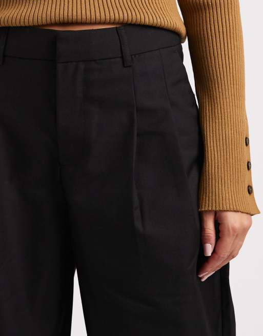 Pantalones negros de pernera barrel con pinzas delanteras de Object, 5 de 5