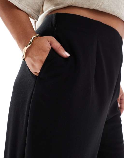 Pantalones negros de pernera muy ancha de crepé de punto de Vero Moda Curve, 3 de 5