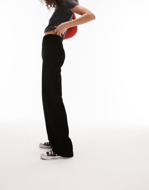 Pantalones negros de pernera recta con acabado acanalado cepillado de Topshop, 2 de 4