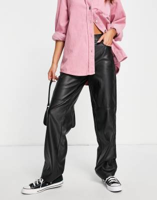 Pantalones negros de pernera recta en cuero sintético de Pimkie