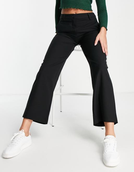 Pantalones negros de sastre de pernera recta de Pimkie