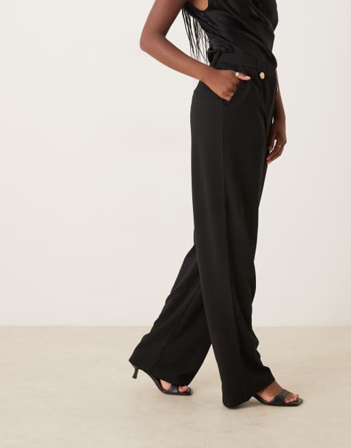 Pantalones negros de talle alto con detalle de botones de VILA, 4 de 5