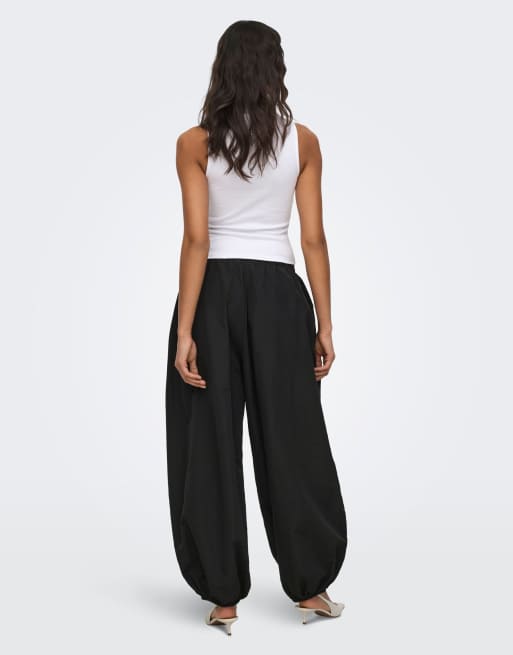 Pantalones negros estilo paracaidista de ONLY, 2 de 7