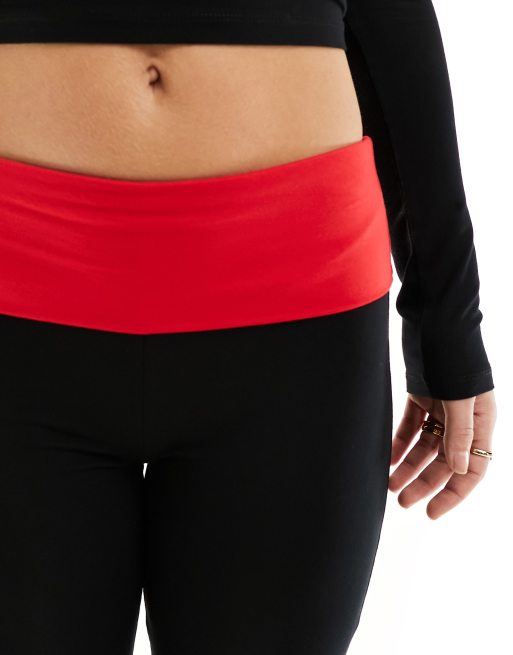 Pantalones negros y rojos de campana de estilo casual de ASOS DESIGN (parte de un conjunto), 4 de 5
