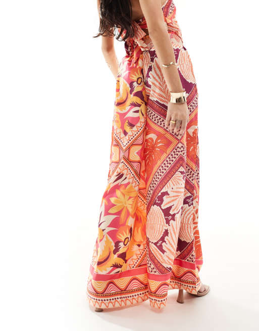 Pantalones palazzo naranjas con estampado estilo cachemir de River Island (parte de un conjunto), 4 de 5