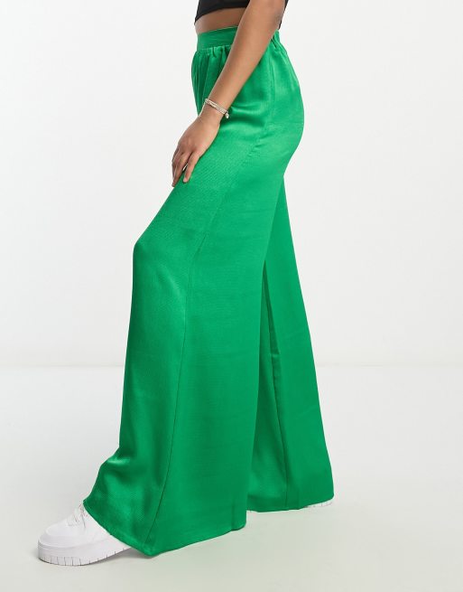 Pantalones palazzo playeros verdes de satén de ASOS DESIGN Tall, 4 de 4