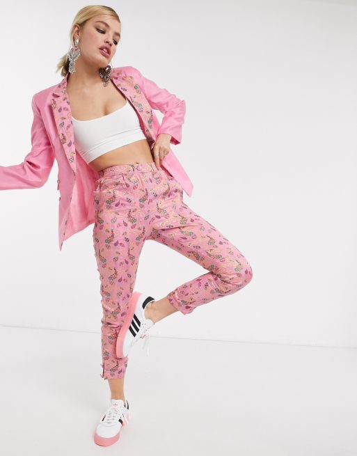Pantalones pitillo de sastre con estampado de Nesavaali