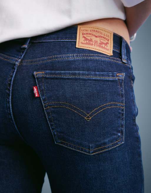 Pantalones pitillo en color azul oscuro 710 de Levi's , 4 de 5