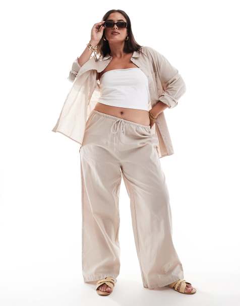 Pantalones playeros color avena de tejido texturizado exclusivos de Esmée Curve (parte de un conjunto) - view 1