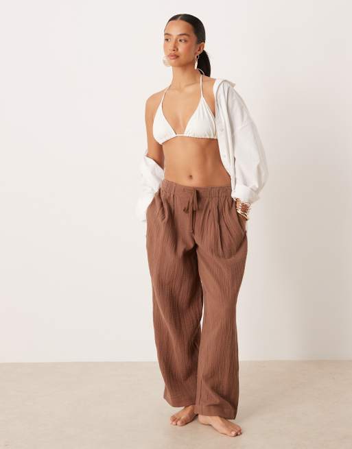 Pantalones playeros color moca de corte bombacho de bambula Callie de ASOS DESIGN Petite