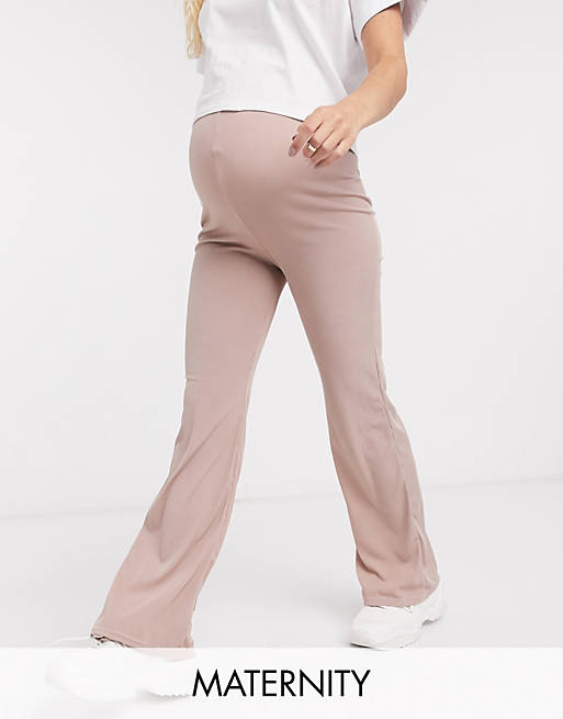 Pantalones premamá de pernera ancha en color crema de Club L London (parte de un conjunto)