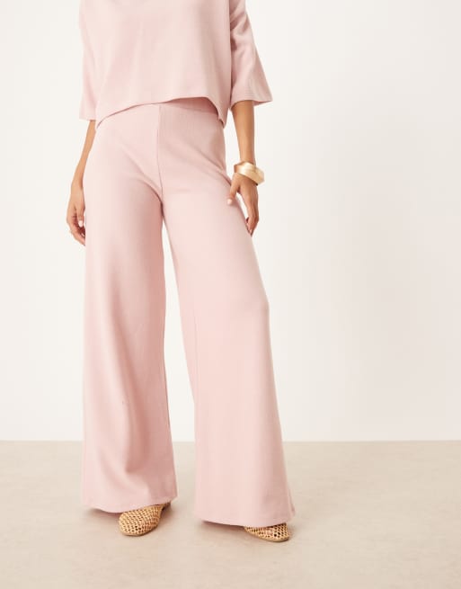 Pantalones rosa claro de pernera ancha de tejido muy suave de ASOS DESIGN (parte de un conjunto), 5 de 5