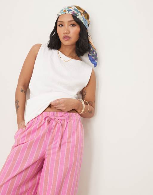 Pantalones rosas a rayas sin cierres de tejido efecto lino de ASOS DESIGN Petite, 2 de 5