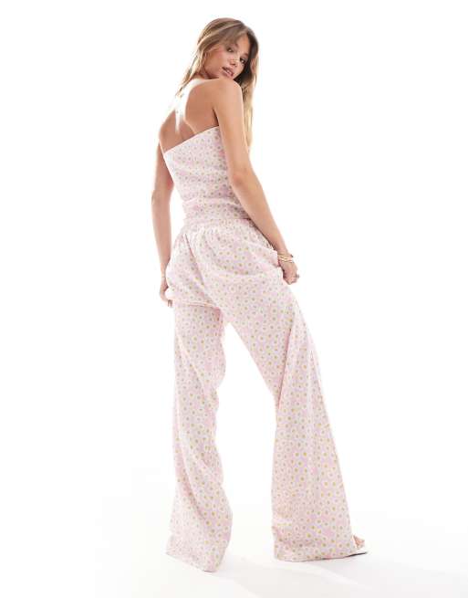 Pantalones rosas de pernera ancha con estampado floral de tejido gofrado de ASOS DESIGN (parte de un conjunto), 4 de 5