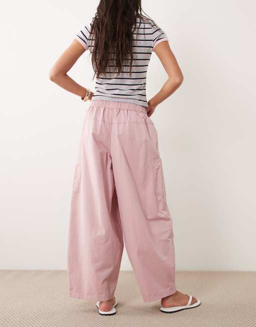 Pantalones rosas sin cierres de pernera barrel de ASOS DESIGN, 3 de 5
