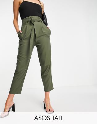 Pantalones tobilleros de sastre de corte tapered con cintura anudada de ASOS DESIGN Tall