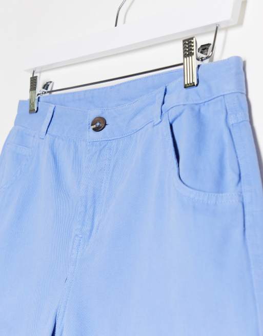Pantalones vaqueros cortos de estilo largo con bajo sin rematar en azul aciano de Noisy May, 4 de 4