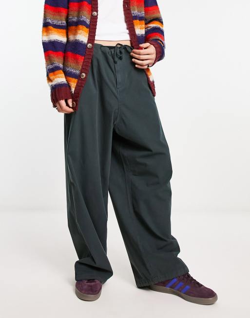 Pantalones verde bosque estilo paracaidista de algodón lavado de COLLUSION