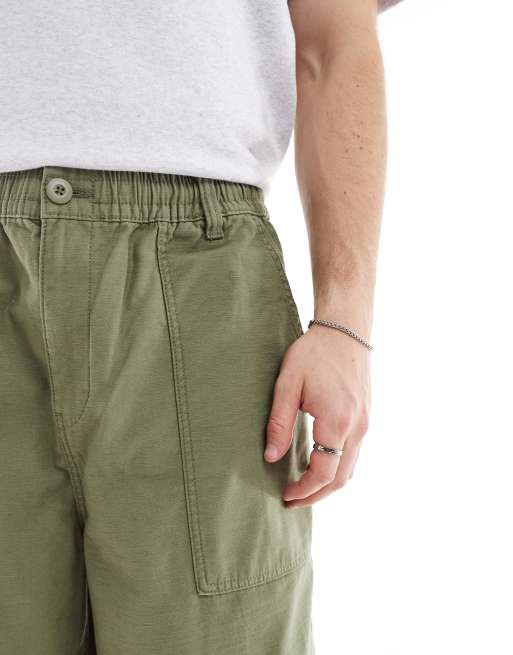 Pantalones verde militar de corte globo muy holgado de Cotton On, 4 de 5